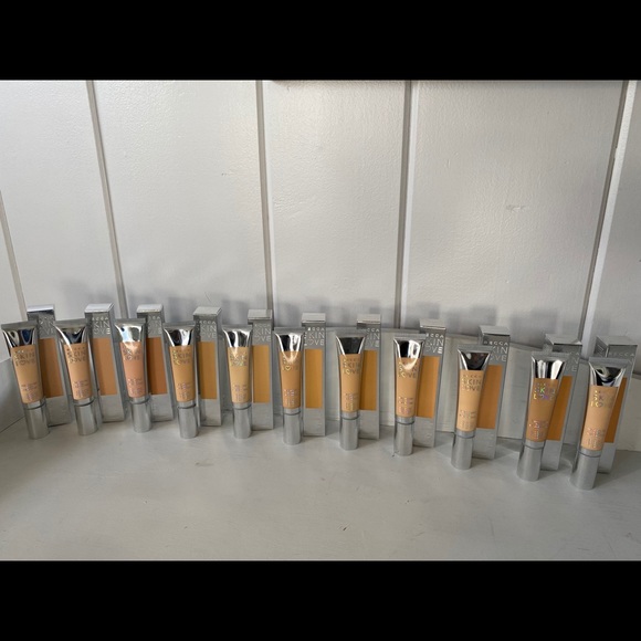 🆕Sand BECCA Skin Love Foundation - Picture 6 of 6